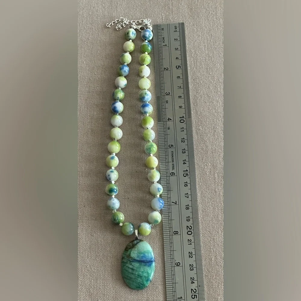 18-1/2 inch Persian Chalcedony bead necklace NWOT - Picture 8 of 10
